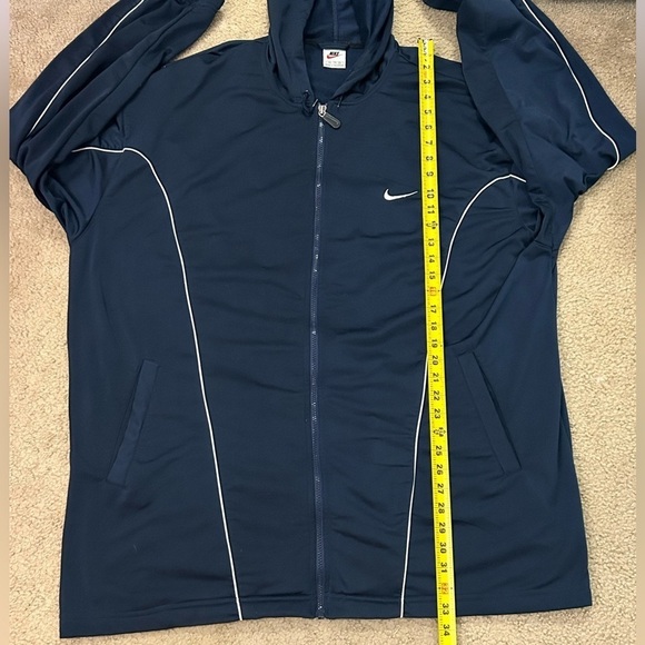 Vintage Nike Men’s Full Zip Windbreaker Jacket - Picture 9 of 11